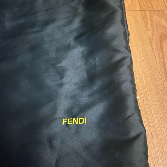 ❤️Fendi Spy Bag ❤️ - Picture 14 of 16